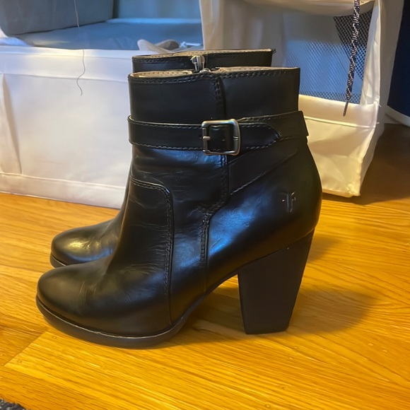 Frye Heeled Boots - Picture 1 of 7